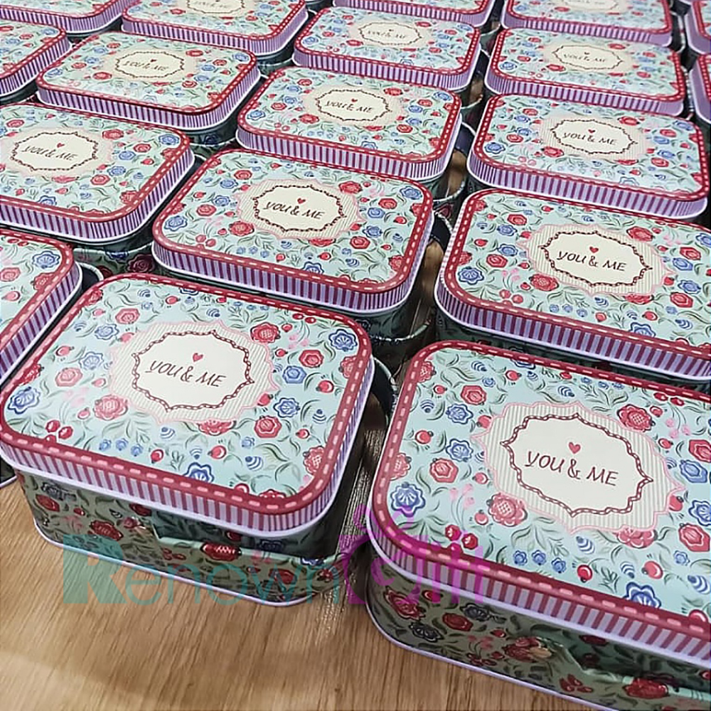 Flowerly Tinbox with Handle